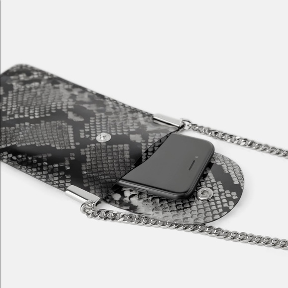 ZARA Vinyl Animal Print Crossbody Cell Phone Bag - Picture 2 of 8